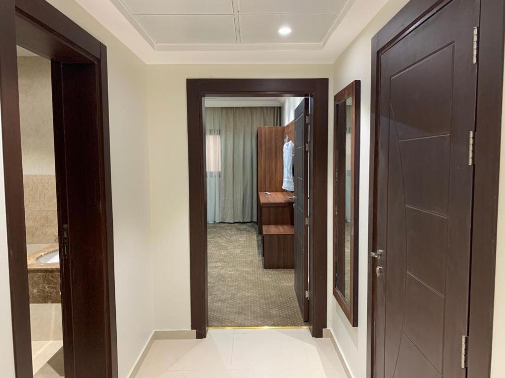 Itlalat Uhud Hotel Medina Luaran gambar